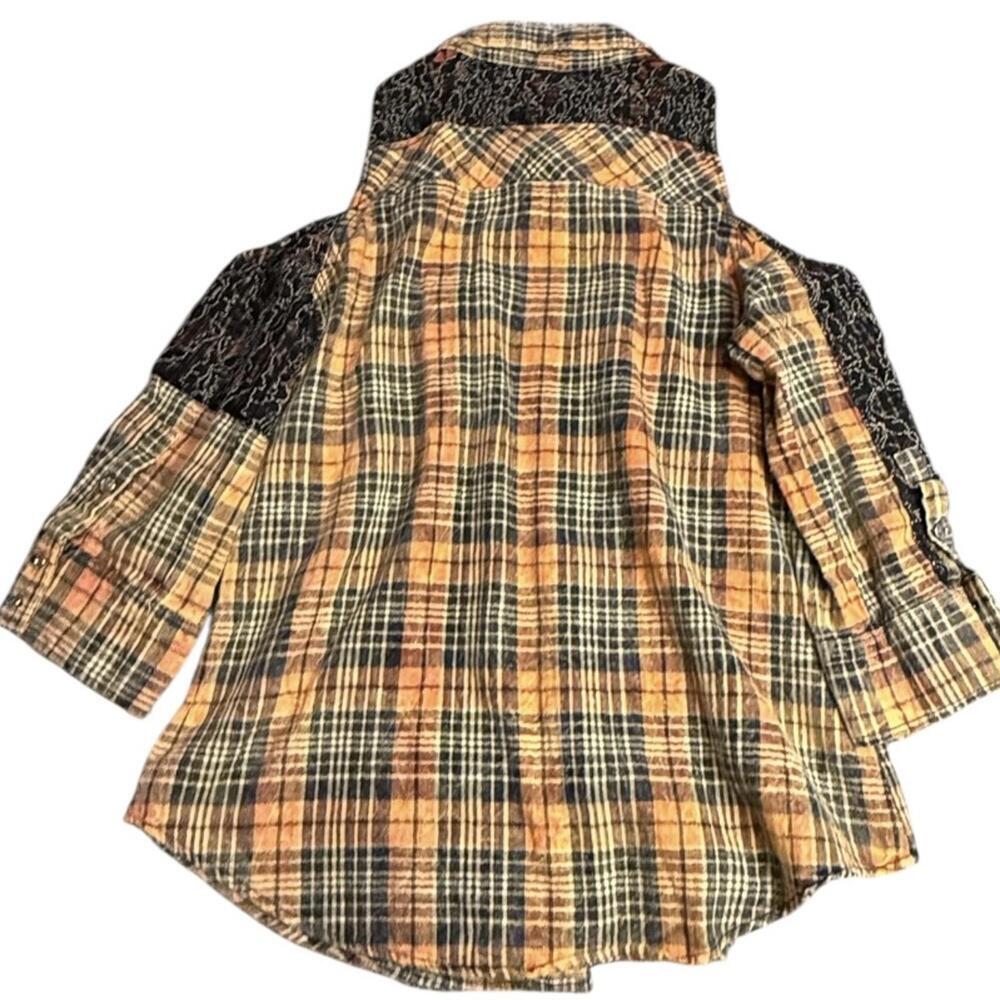 Gimmicks by BKE Cold Shoulder Patchwork Plaid Top… - image 3